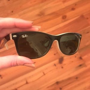 Wayfarer Ray Bans